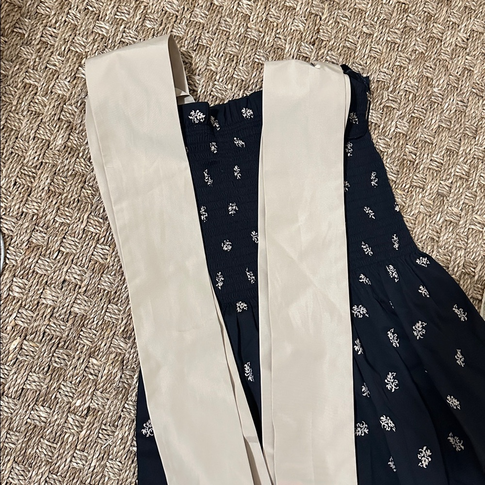 Hill House Ellie Ribbon Nap Dress - Picture 4 of 8